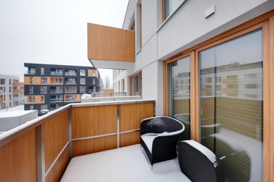 Apartament Seven Heaven, duże łóżko, kominek w salonie, parking w cenie