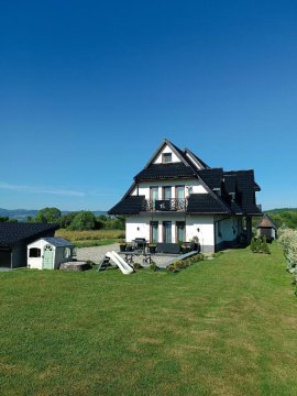 Wolfpack Guest House