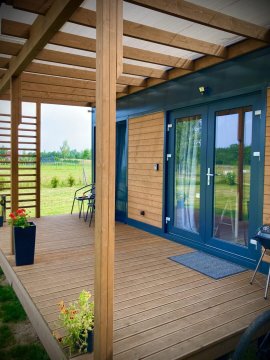 Cisy Resort II - idealny dla gości ze zwierzętami, ogrodzony teren na wyłączność