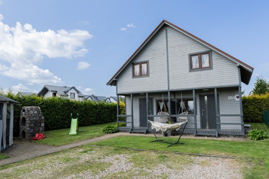 Rodzinny Wypoczynek w Spokojnej Okolicy