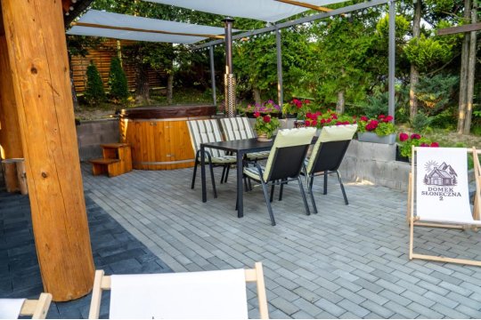 Domek 'Słoneczna 2' z RUSKĄ BANIĄ