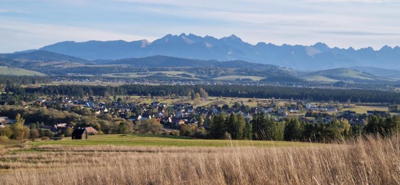 PrzyStań nad Listepką domek nowoczesna stodoła z widokiem na Tatry, Gorce i Pieniny