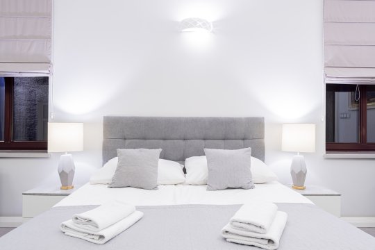 Komfortowe Pokoje Blisko Miasta i Plaży