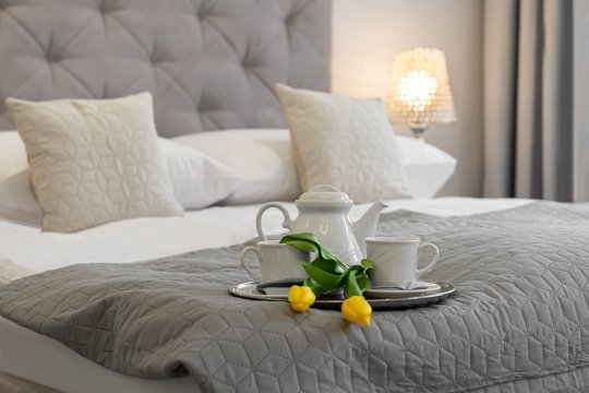 Komfortowe Pokoje Blisko Miasta i Plaży