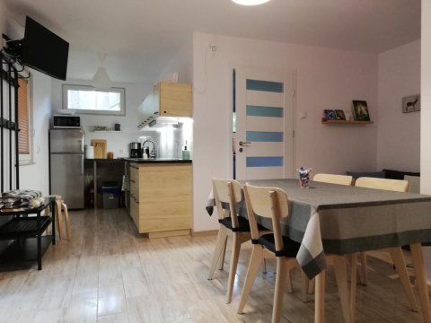 Domek nad jeziorem 7