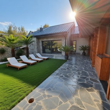 LETNI TARAS Z LEŻAKAMI - Małe Alpy & SPA - Willa z Całorocznym Basenem 