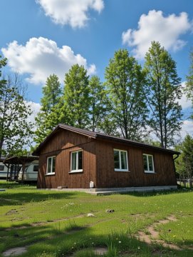 Wiedźmi zakątek nad jeziorem, z dojściem do jeziora 