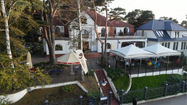 Willa Victor - zabytkowa elegancja z widokiem na morze