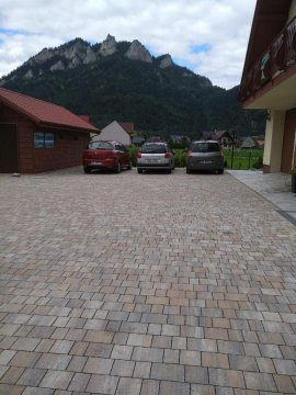 Pokoje z aneksami kuchennymi u Wiktorii