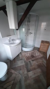 Apartament Pod Dębem