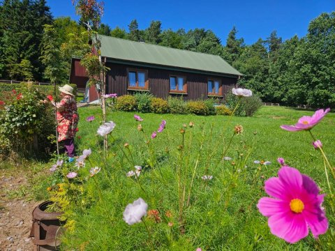 Świętokrzyska Chata Biegacza - dom przy szlaku