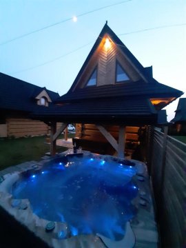 Domki Malcykówka z Jacuzzi na wyłączność