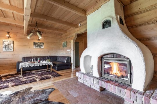 Domek w Roztokach z widokiem na Tatry, z balią i sauną