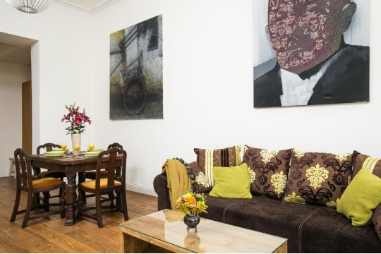 Old Town Brigue Apartment by Otium