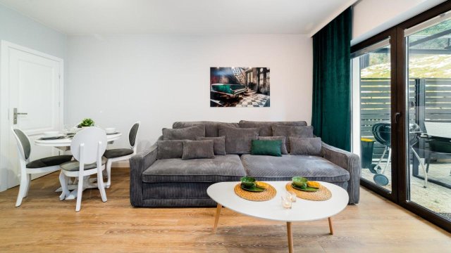 ApartaLala, Apartament z ogrodem