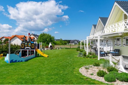 Domki nad morzem Otulone Słońcem