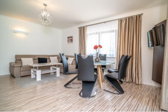 Apartament Familijny