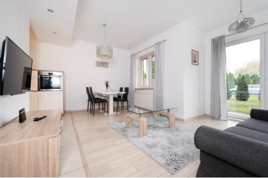 Tabelowa Deluxe Apartament with Garden