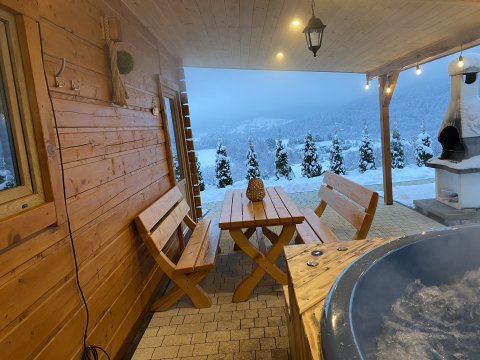 Domki z jacuzzi i sauną