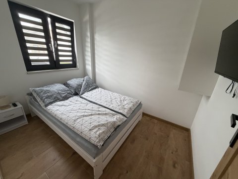Nowe apartamenty, spokojna okolica 