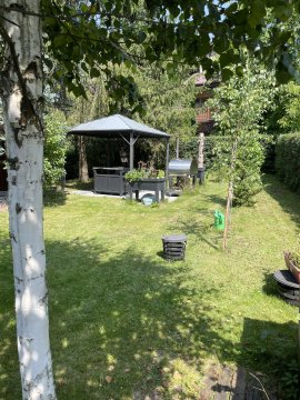 Apartament 60 m kw z 3 balkonami, widok na gory. Ogrod do dyspozycji, garaz.