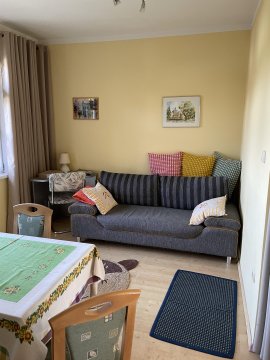 Apartament 60 m kw z 3 balkonami, widok na gory. Ogrod do dyspozycji, garaz.