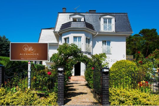 Willa Alexander Resort & SPA - caloroczny kryty BASEN