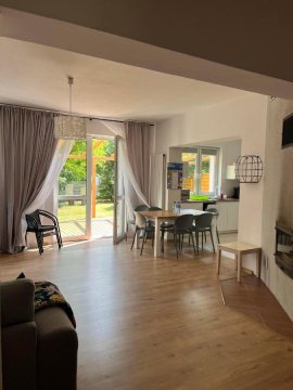 Wilkasy- Giżycko Przestronny apartament nad jeziorem Tajty - 120 m2 tylko dla Ciebie