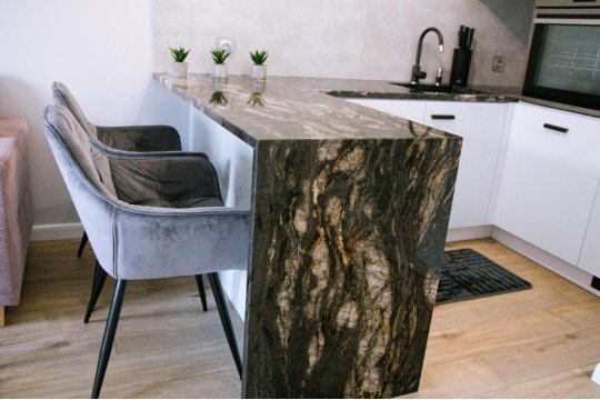 APARTAMENT w CENTRUM-GARAŻ