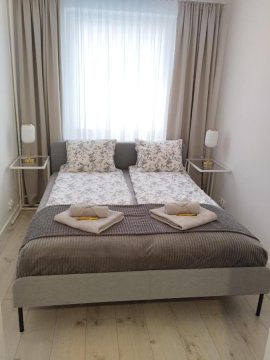 Moon Apartment