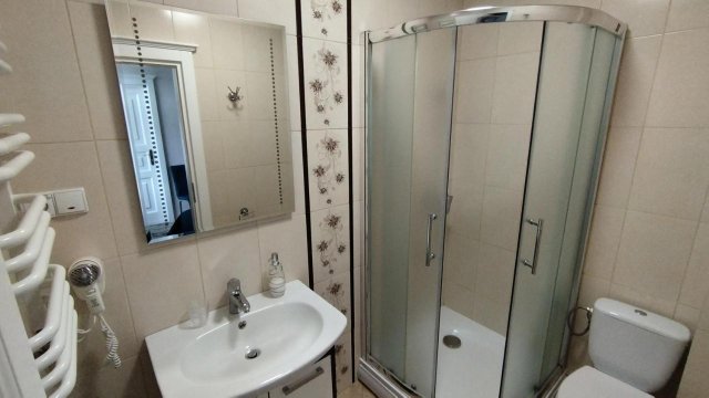 Apartamenty i pokoje gościnne KOŁODZIEJÓWKA