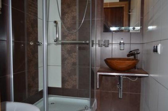łazienka w pokoju - gospodarstwo agroturystyczne Kruszyna