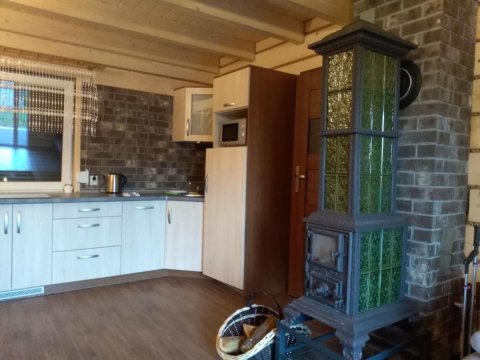 Bacówki nad jeziorem Goszcza