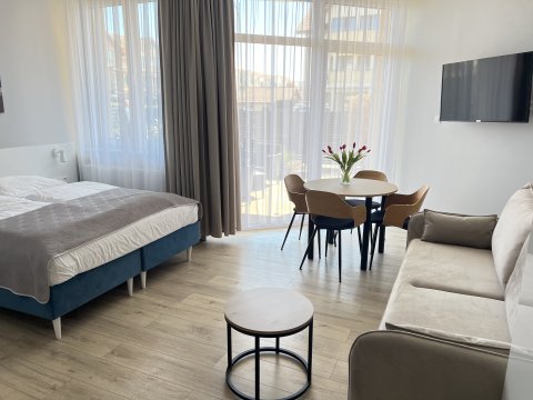 Przestronne pokoje w pobliżu centrum 