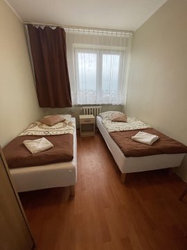 TANIE NOCLEGI STUDENCKI DOM MARYNARZA NR 4
