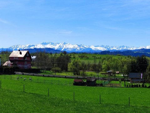 Pocztówka Z Mizernej, Drewniane domki z sielskim klimatem, Pieniny, Gorce, Jezioro Czorsztyńskie