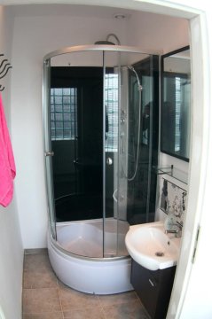 Łazienka - prysznic - Hostel Fresco