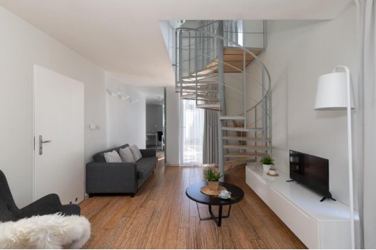 Premium Patio Apartment