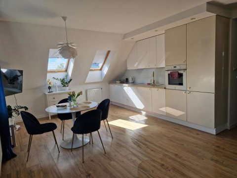 Złoty Apartament - Okrzei z miejscem parkingowym