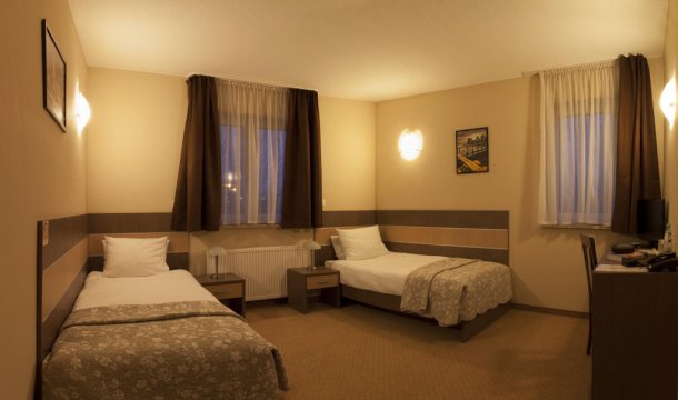 Hotel Sleep | noclegi w spokojnej okolicy Wrocławia