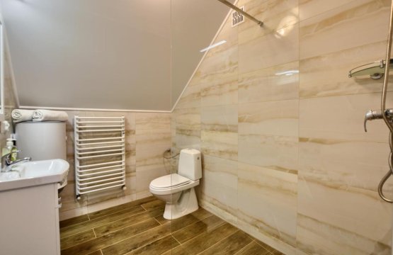 Jaworina- Apartamenty, Domki i Pokoje