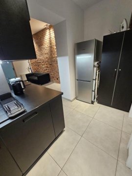 Wygodne pokoje w centrum (7-11)