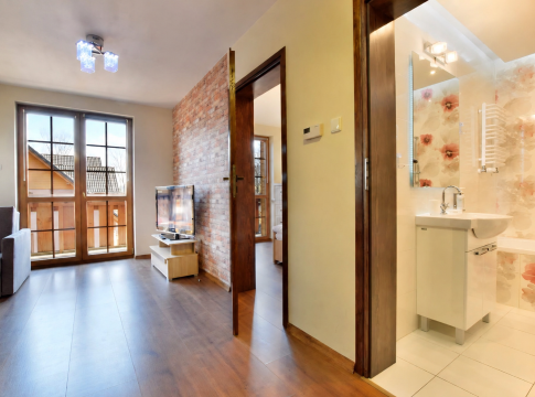 Fajny Apartament w Karpaczu 2 pokojowy z balkonem parking bezpłatny.