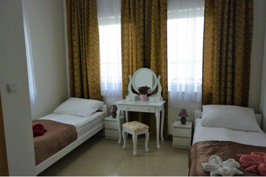Hostel Wólka Kosowska z prywatnymi łazienkami