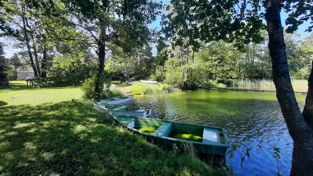 Mazury pokoje domki nad samym jeziorem - własna plaża - śniadania - łódki kajaki