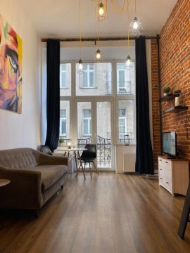 Urokliwy Loft w NCŁ Kamienica Vabank nr 18