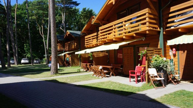 NATURA PARK Ustronie Morskie - domki, apartamenty