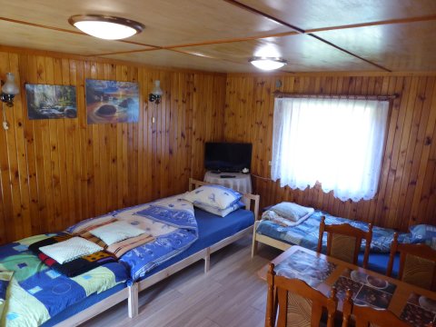 Domek nad Jeziorem Studzienicznym z prywatnym pomostem