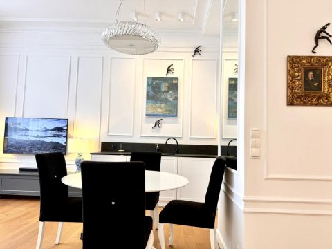 MONDRIAN Luxury Suites & Apartments Market Square I