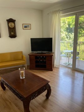 Bellis Apartment